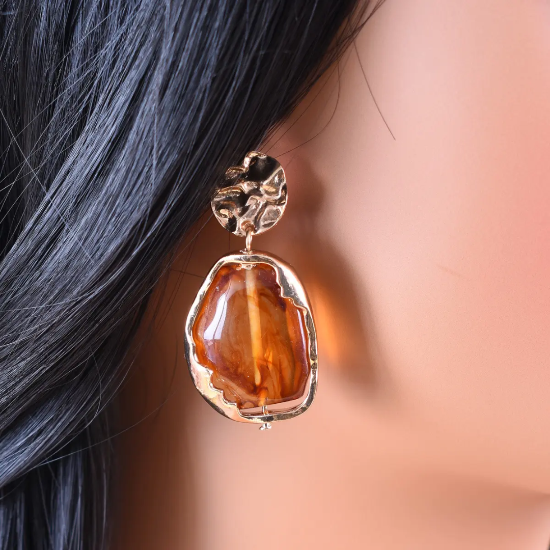 The Raisin Dangle Earrings | Anti-Tarnish Korean Collection