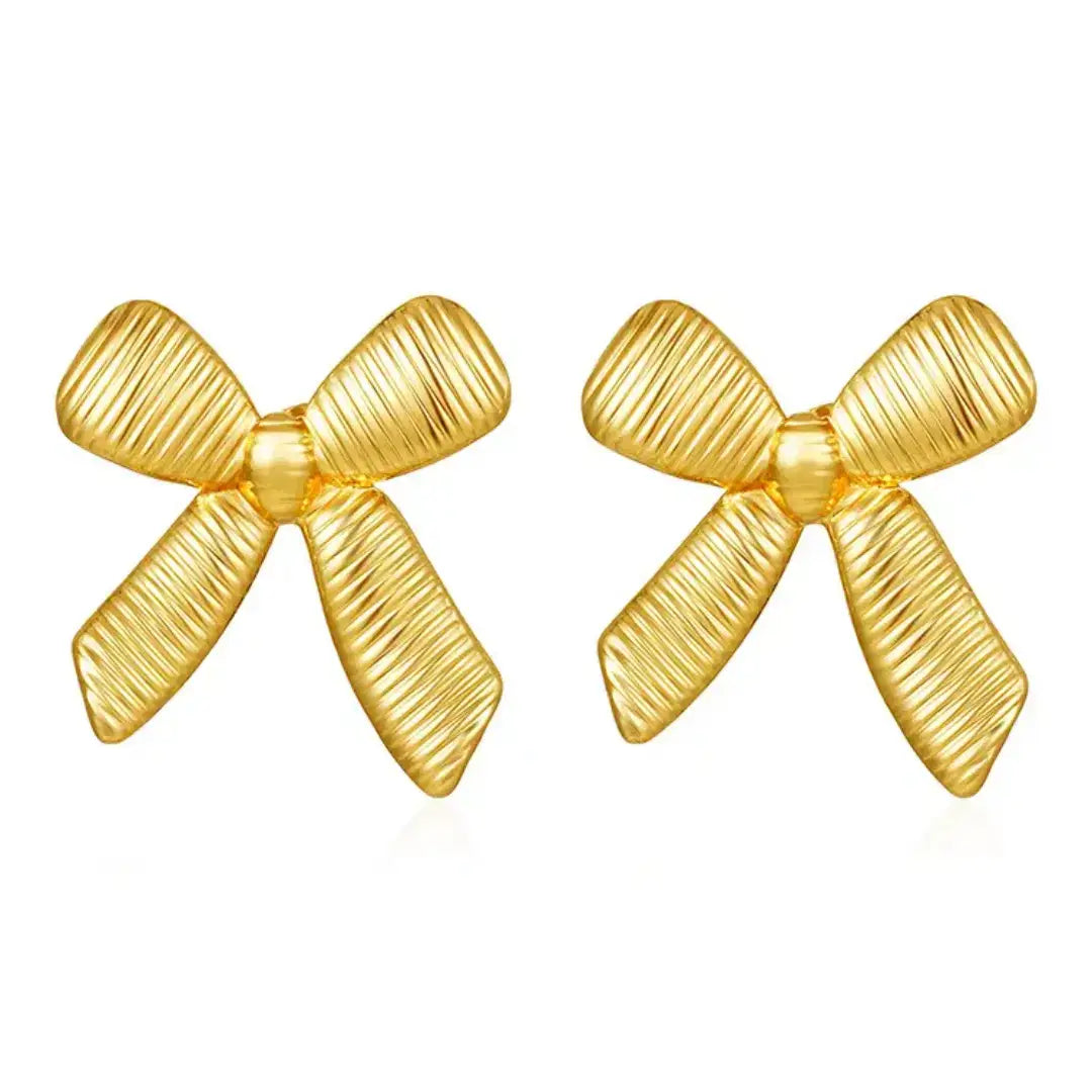 The Stylist | Premium Korean-Inspired Scissor Pendant & Earrings Set