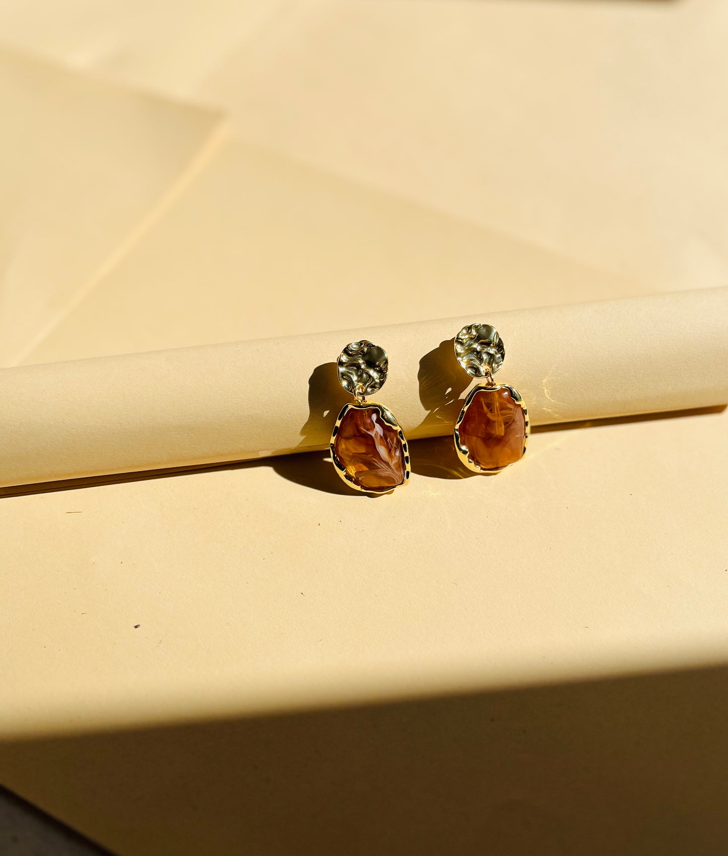 The Raisin Dangle Earrings | Anti-Tarnish Korean Collection