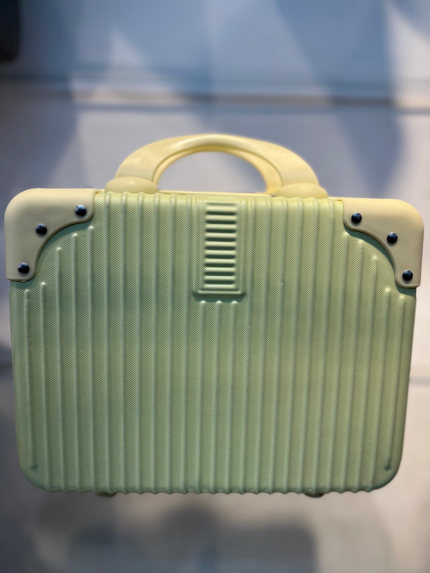 Durable Mint Green PP Hard Case Vanity Box | Travel Carry-On 01