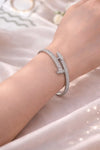 The Minimalist Choice: Ice-Glow Iconic Nail Bangle: Water-Resistant & Non-Allergic