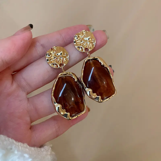 The Raisin Dangle Earrings | Anti-Tarnish Korean Collection