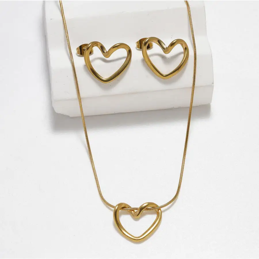 Liquid Love: The Sculptural Heart Pendant & Earring Set