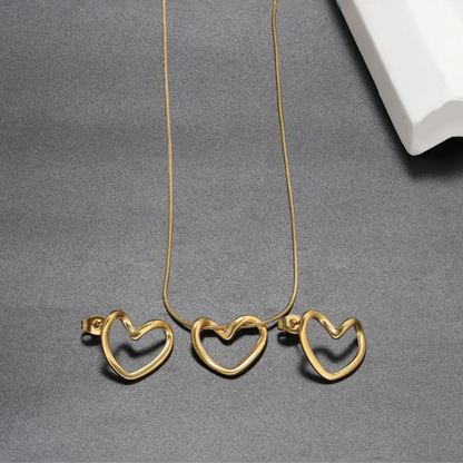 Liquid Love: The Sculptural Heart Pendant & Earring Set