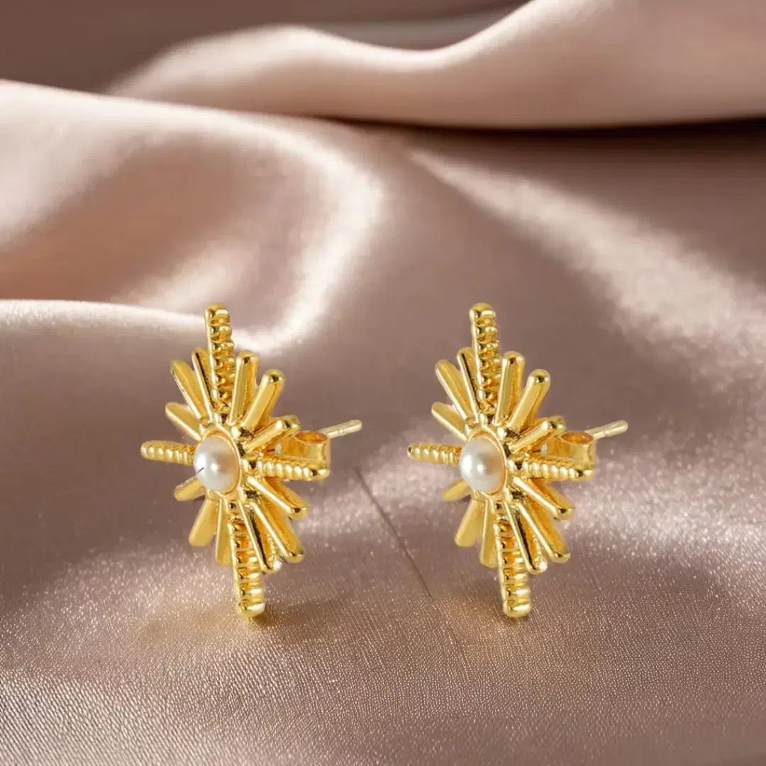 Solaris Pearl | Premium Anti-Tarnish Sunburst Pendant & Earrings Set