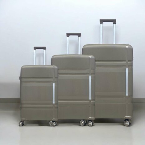 Vayaa 01 Coffee Luggage Set: Durable & Secure PP Trolley with 7-Year Warranty