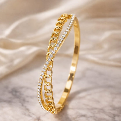 Golden Linked Infinity Bangle | Water-Resistant & Hypoallergenic