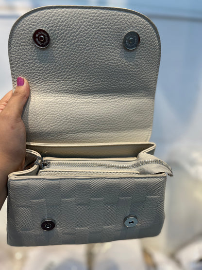 Elegant  Faux White Leather Top Handle Bag with Scarf Accent - Perfect for a Fashionable Look