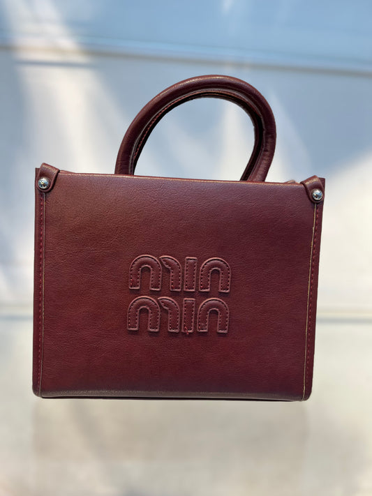 Minmin Claret Shade Faux Leather Handbag with Sling