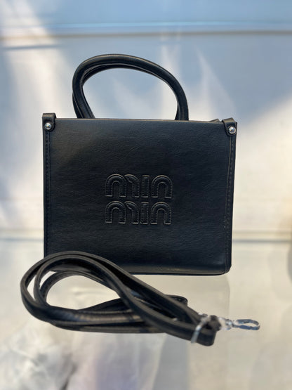 Minmin Black Faux Leather Handbag with Sling