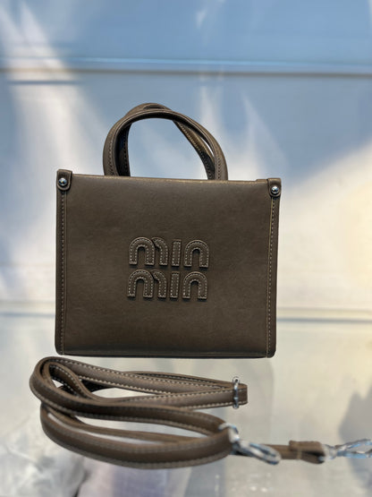 Minmin Grey Faux Leather Handbag with Sling