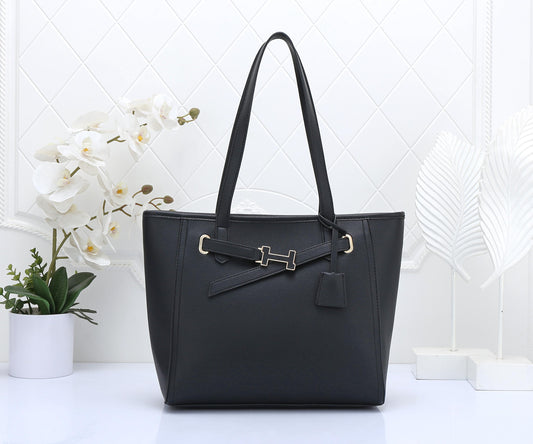 Structured Black Handbag with Gold Buckle | Perfect for Everyday Style